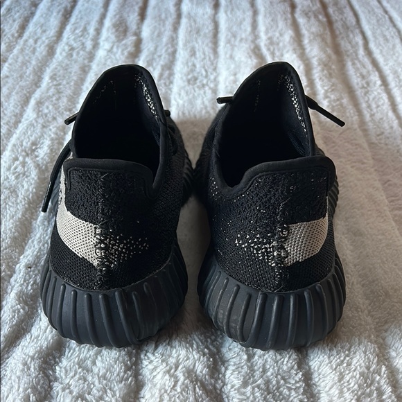 Yeezy SPLY 350s - Picture 3 of 4